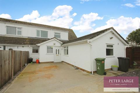 2 Cambrian Walk, Rhyl, LL18 4UR