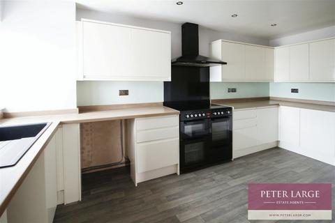 2 Cambrian Walk, Rhyl, LL18 4UR