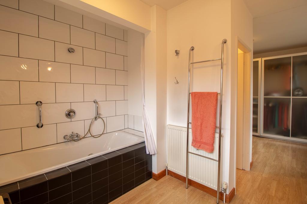 Ensuite 1