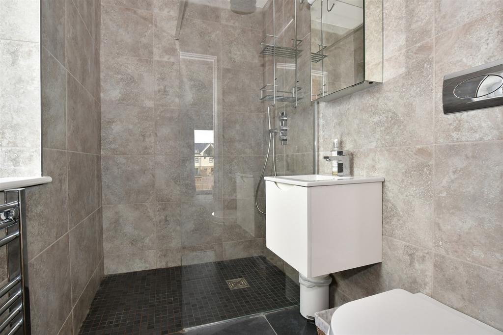 En Suite Shower Room