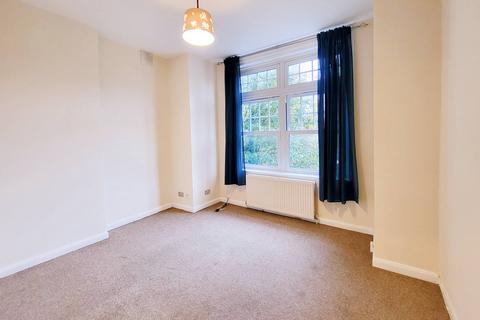 1 bedroom flat to rent, London Road, London SW16
