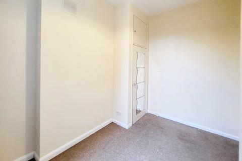1 bedroom flat to rent, London Road, London SW16