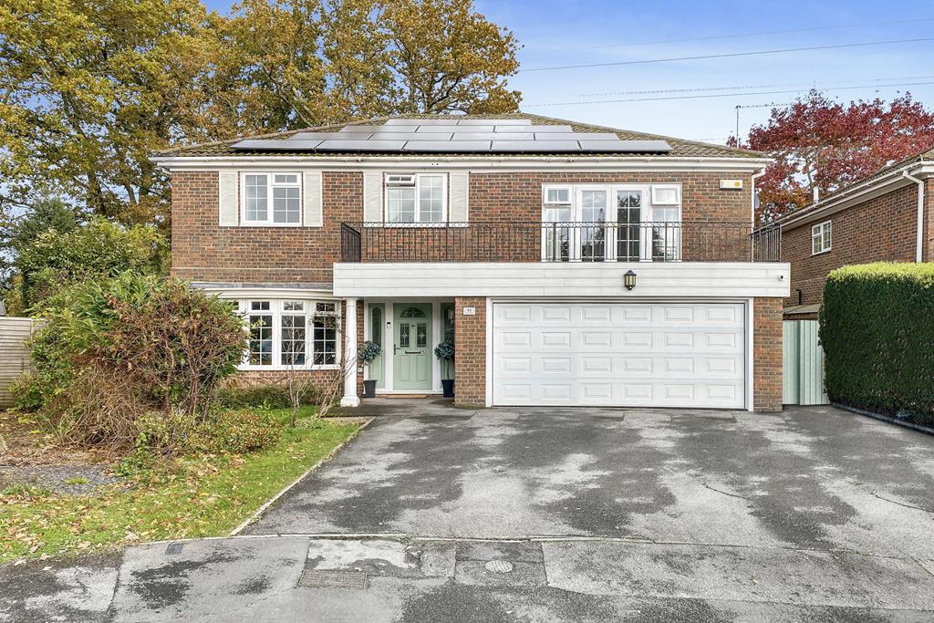 West Moors Ferndown, Dorset BH22 0ND 5 bed detached house for sale £700,000