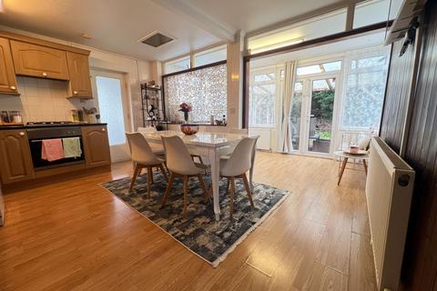 3 bedroom terraced house for sale - St. Mary's Road, London