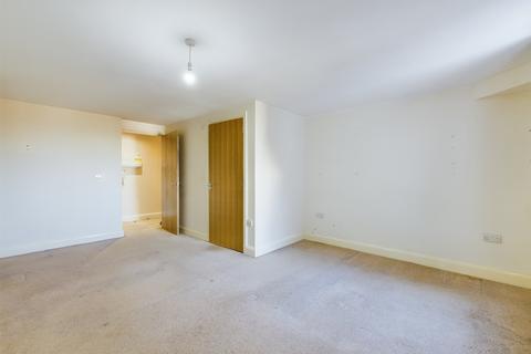 2 bedroom apartment for sale - Lambeth Court, Benfleet
