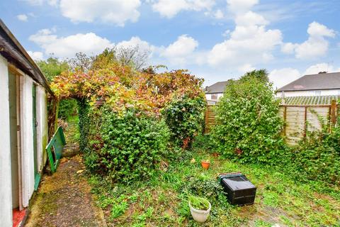 4 Elmstead Road, Erith, DA8 3JA