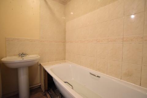 2 bedroom terraced house to rent, Egerton Gate, Shenley Brook End