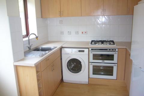 2 bedroom terraced house to rent, Bosworth Close, Bletchley