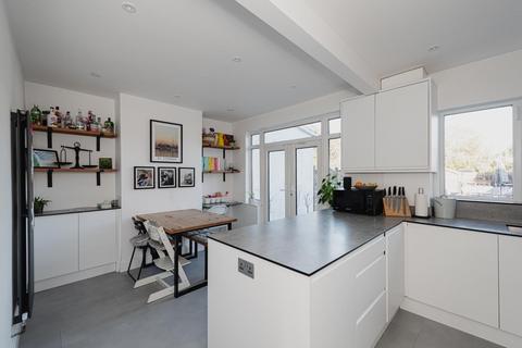 89 Northcroft Road, Epsom, KT19 9SZ