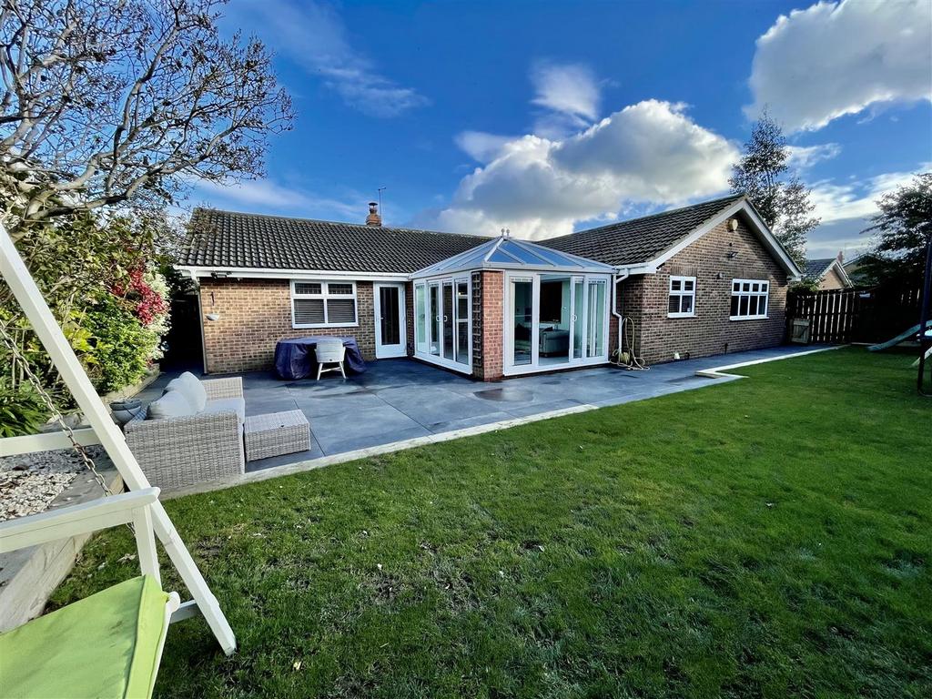 Shearwater, Whitburn, Sunderland 3 bed detached bungalow for sale £