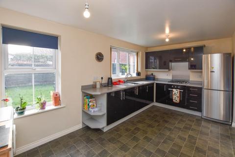 4 bedroom detached house for sale, Chatsworth Fold, Springview, Wigan, WN3 4LT