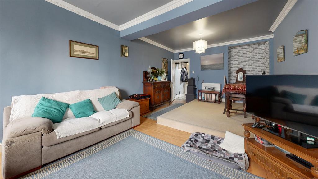 5-St-Georges-Road-Living-Room.jpg