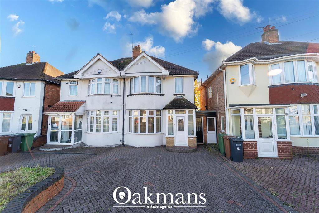 Rock Road, Solihull B92 3 bed semidetached house for sale £250,000