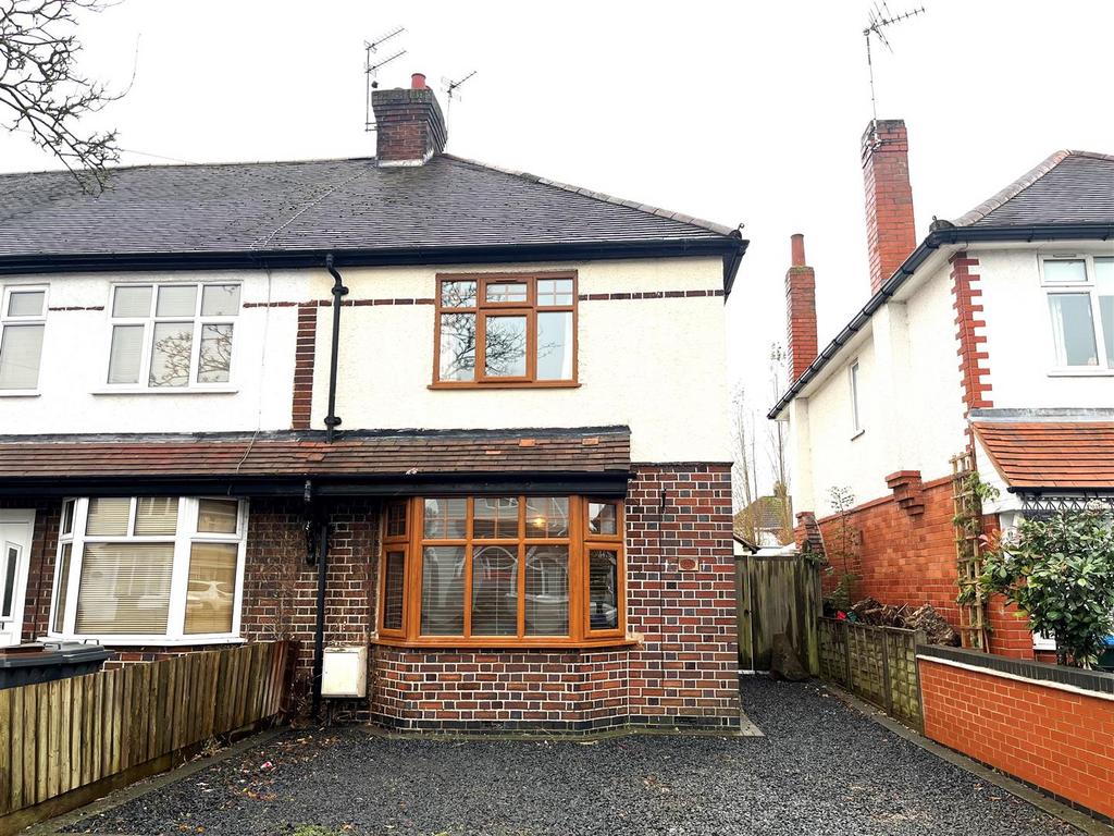 Brookdale Road, Nuneaton 3 bed end of terrace house £995 pcm (£230 pw)