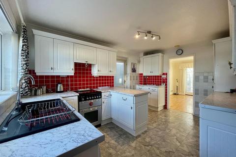 4 bedroom detached house for sale - Summerhill, Althorne