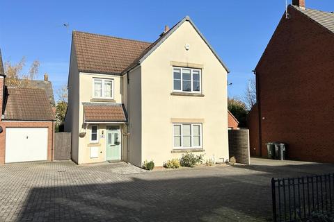 4 bedroom detached house for sale, Kimberland Way, Abbeymead, Gloucester