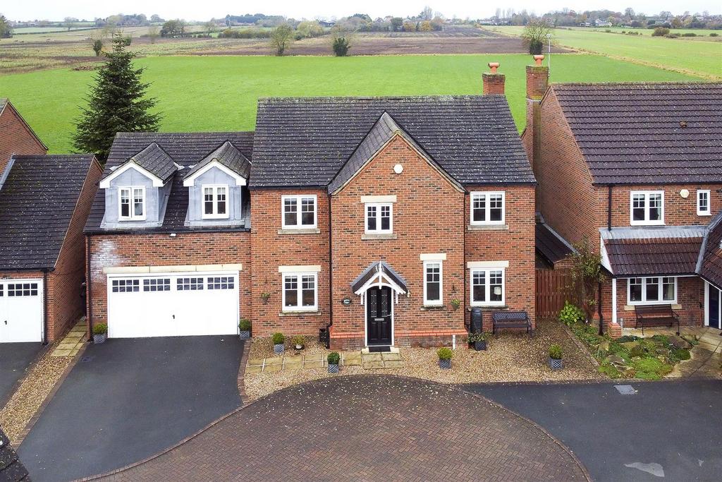 Thornbeck, Dunnington, York 5 bed detached house for sale £645,000