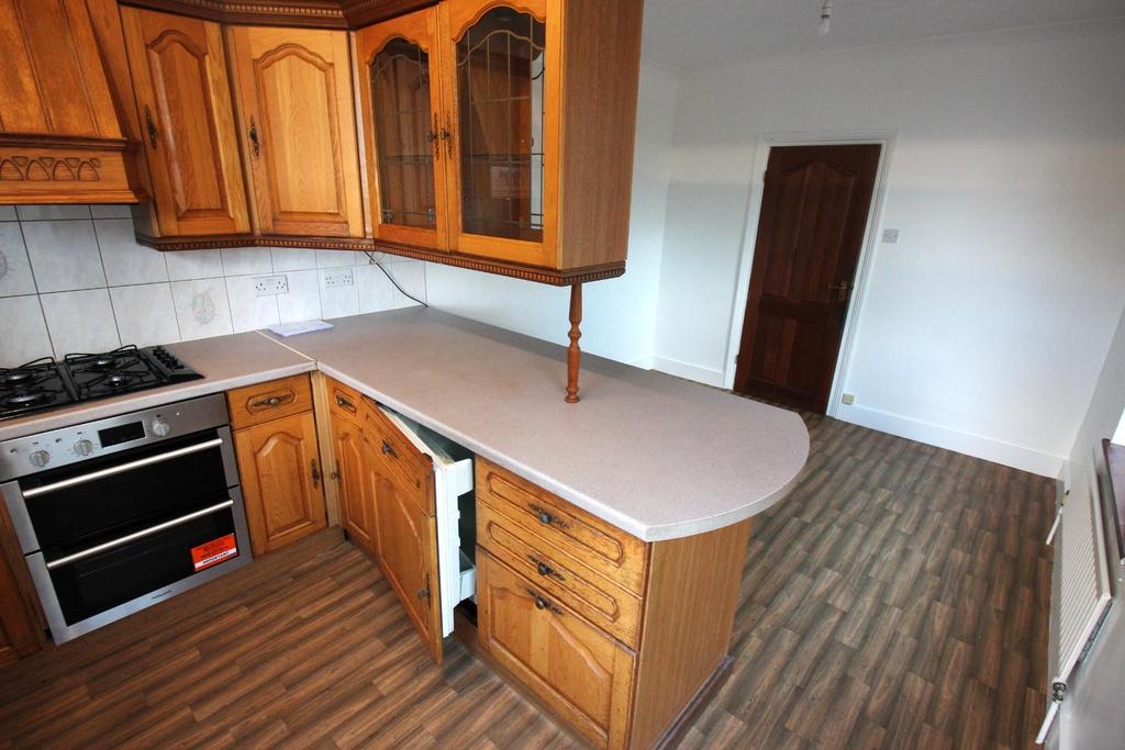 Kitchen diner view 1.JPG