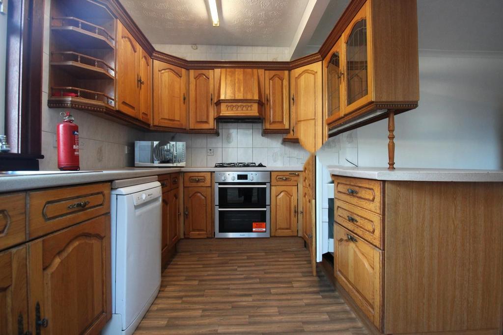 Kitchen view 2.JPG