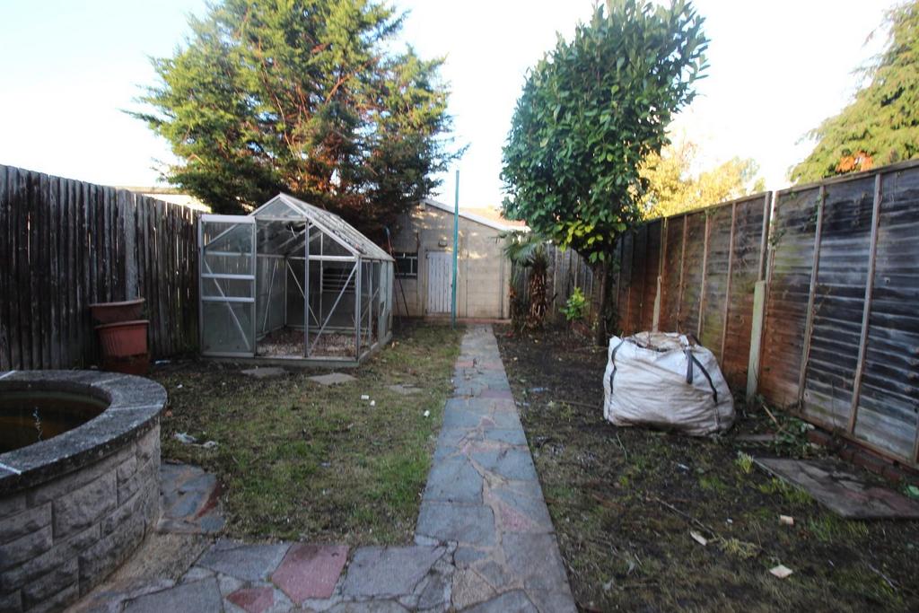 Rear garden.JPG