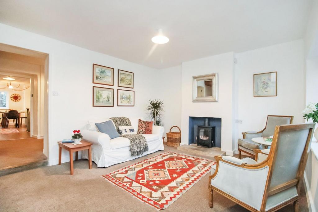 Silver Street, Hackforth, Bedale, North Yorkshire 3 bed terraced house