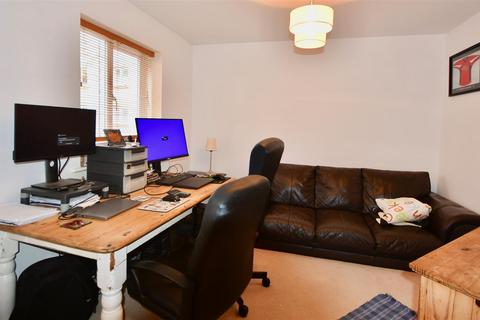 7 Park View, Cotford St Luke, Taunton, TA4 1LX