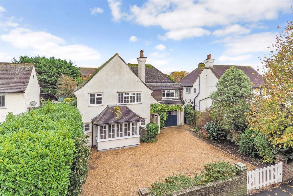 Victoria Drive, Bognor Regis 5 bed detached house for sale £650,000