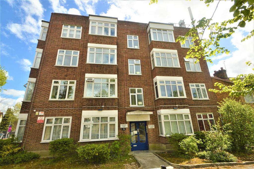 Fairlop Road, Leytonstone E11 2 bed property £1,700 pcm (£392 pw)