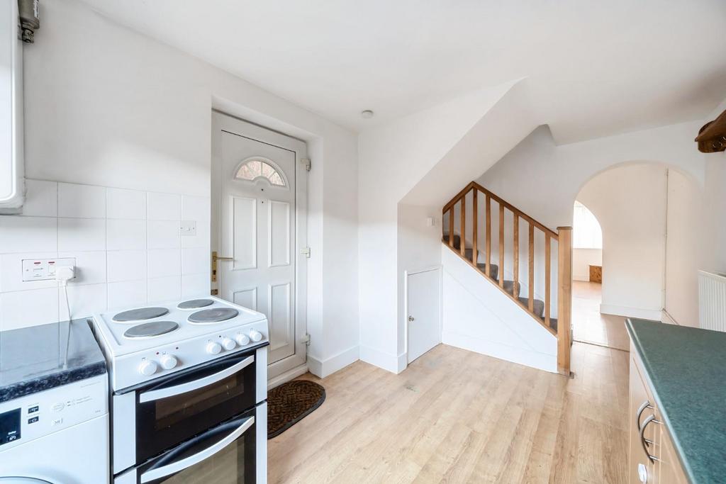 2nd view KITCHEN.jpg