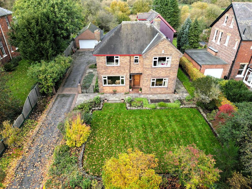 Leeds Road, Selby 6 bed detached house for sale £500,000
