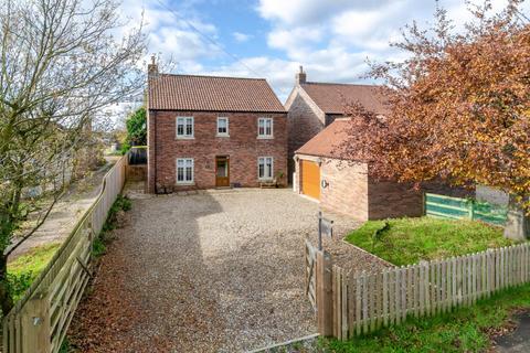 5 bedroom detached house for sale, Easingwold Road, Huby