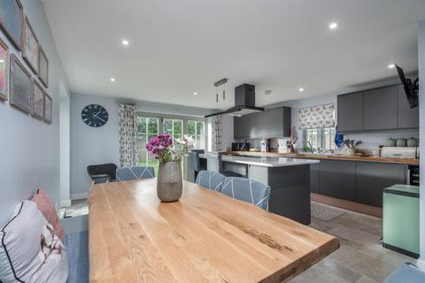 Yorvik House Easingwold Road, Huby, York, YO61 1HJ