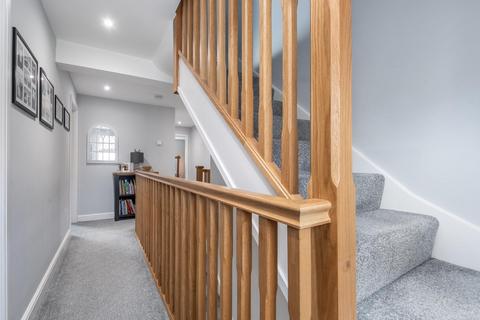 Yorvik House Easingwold Road, Huby, York, YO61 1HJ