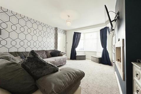 3 bedroom end of terrace house for sale, Lomond Road, Hull HU5