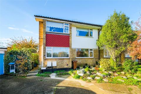 2 bedroom maisonette for sale, Onslow Close, North Chingford