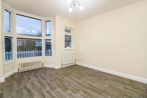 2 bedroom end of terrace house for sale, Princes Road, Burnham-On-Crouch