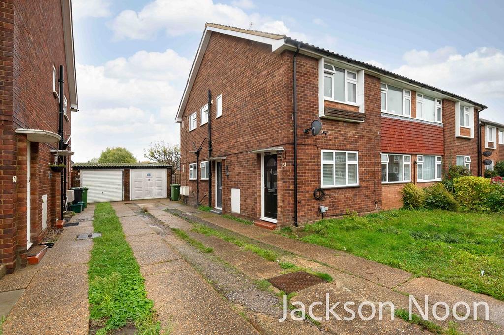 Lavender Road, Ewell, KT19 2 bed for sale £375,000