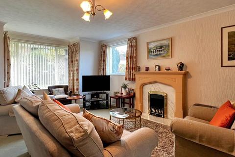 1 Cae Castell, Builth Wells, LD2 3BE
