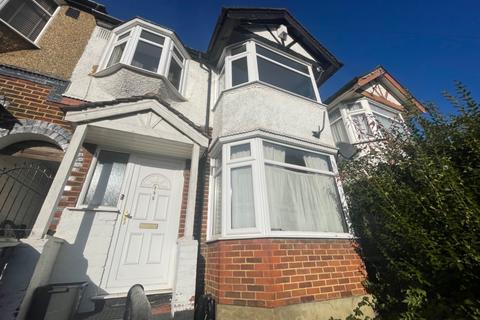 3 bedroom terraced house to rent, Luton, Bedfordshire, Luton, Bedfordshire, LU2