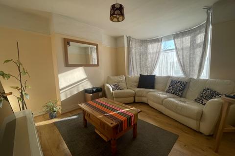3 bedroom terraced house to rent, Luton, Bedfordshire, Luton, Bedfordshire, LU2