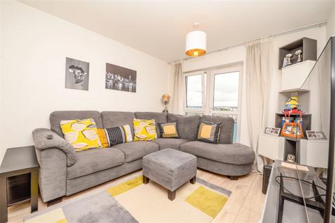 2 bedroom apartment for sale - Meridian Way, Southampton SO14