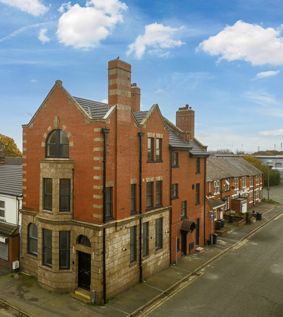 Station Road, Ellesmere Port, Merseyside 1 bed flat to rent £775 pcm (£179 pw)