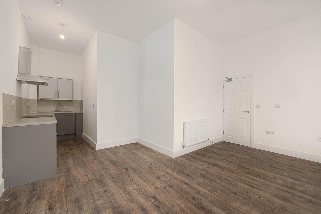 20231116-1339 Mono Capital -119 Station Road, Elle
