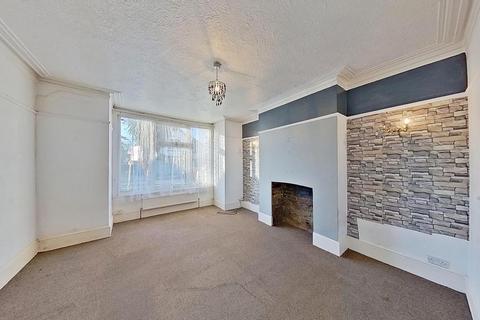 2 bedroom ground floor flat for sale, Douglas Road, Herne Bay, CT6 6AF