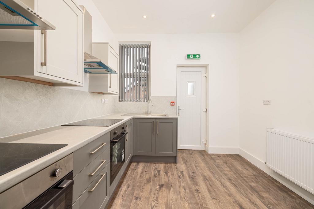 20231116-1157 Mono Capital -119 Station Road, Elle