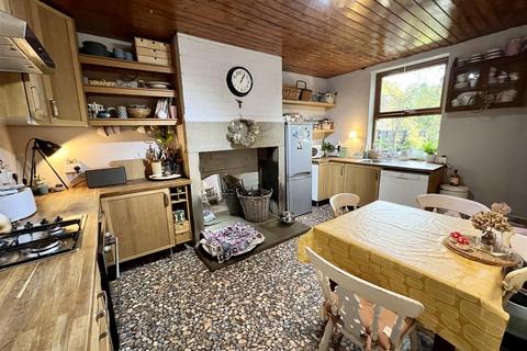 3 bedroom terraced house for sale - Wakefield Road, Denby Dale, Huddersfield