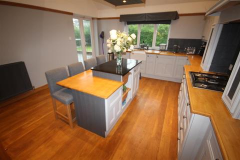 28 Albert Drive, Deganwy, Conwy, LL31 9SP