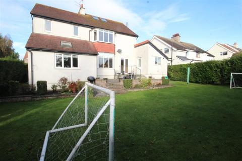 28 Albert Drive, Deganwy, Conwy, LL31 9SP