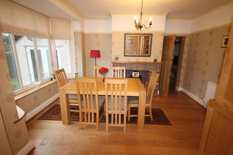 28 Albert Drive, Deganwy, Conwy, LL31 9SP