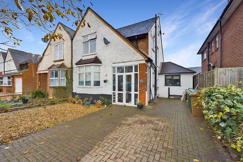 113 Laleham Road, Staines-upon-thames, TW18 2EB